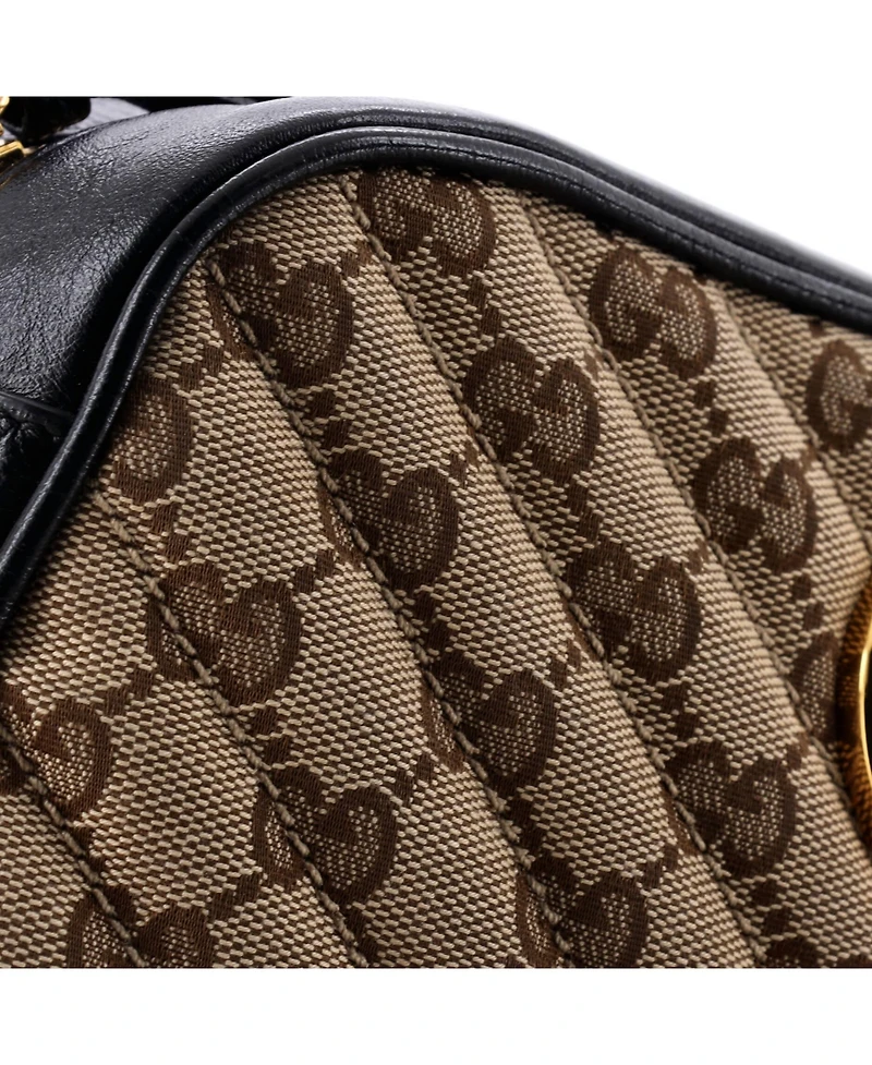 Pre-Owned Gucci Small Gg Marmont Shoulder Bag Diagonal Quilted Gg Canvas with Leather