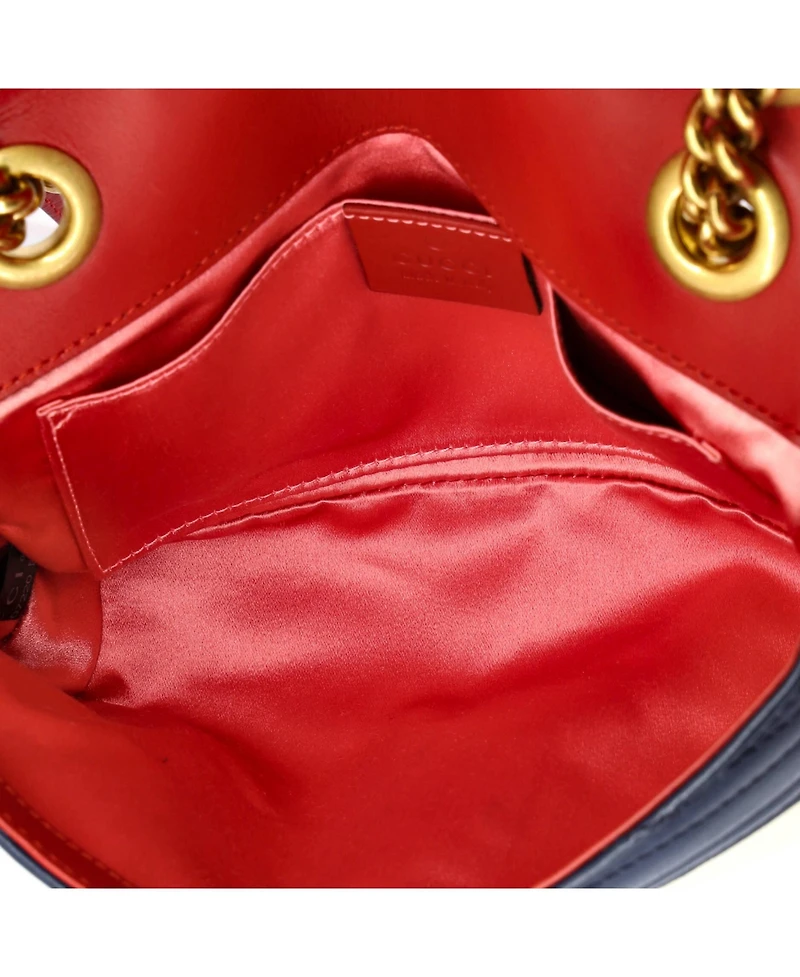 Pre-Owned Gucci Small Gg Marmont Flap Bag Matelasse Leather
