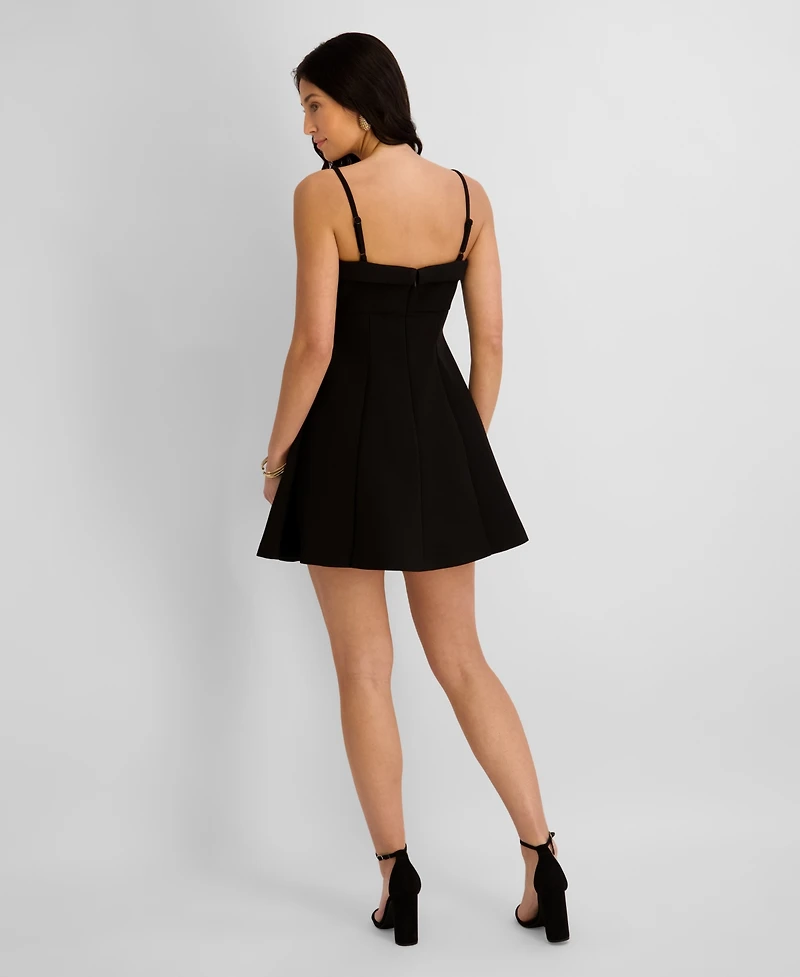 Siena Women's Sleeveless V-Neck Dress