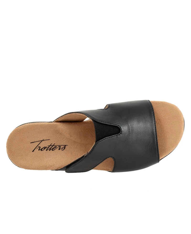 Trotters Women's Roxine 2.0 Sandal