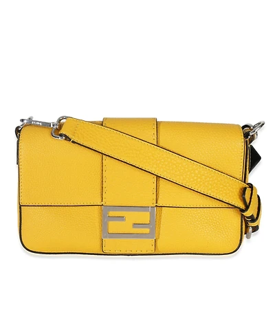 Pre-Owned Fendi Yellow Cuoio Romano Selleria Belt Baguette Bag