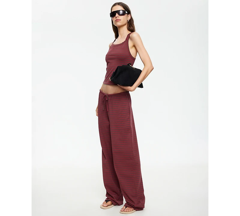 Lioness Women's Sleeveless Scoop Neck Top