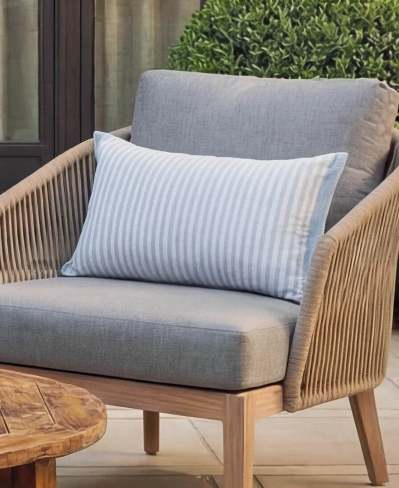 Hunter Designer Rectangular Outdoor Decorative Pillow, 14" x 24"