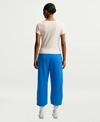 Nike Women's Sportswear Slim T-Shirt