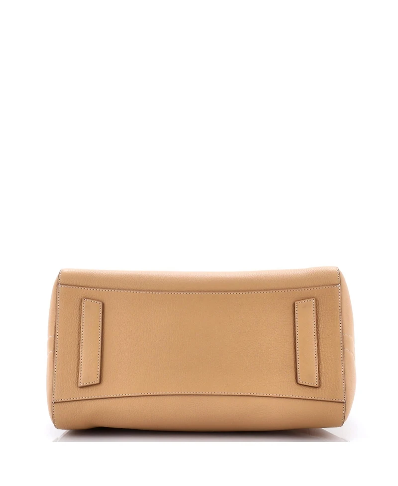 Pre-Owned Givenchy Medium Antigona Bag Leather