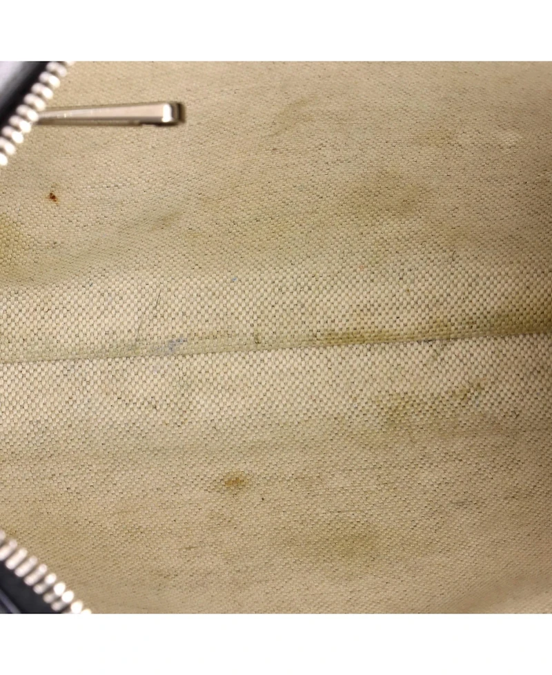 Pre-Owned Gucci Small Front Zip Messenger Gg Embossed Perforated Leather