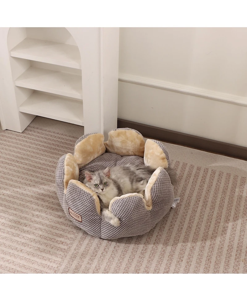 Armarkat 18 Inch Flower Pet Bed w Cushion