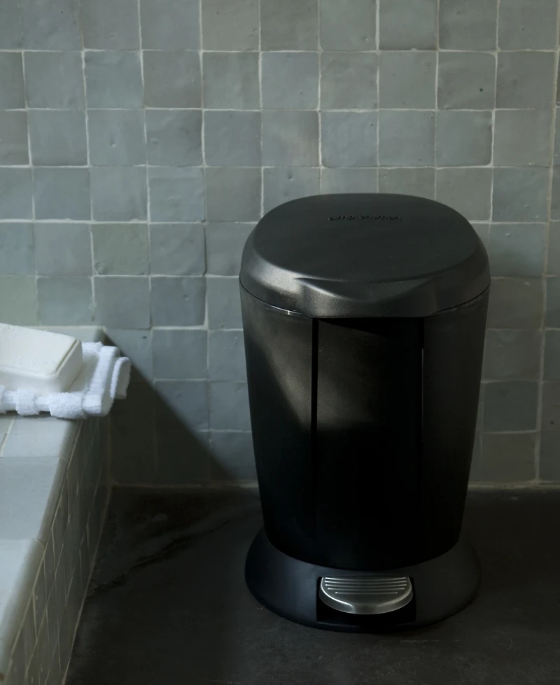Simplehuman 6 Liter Plastic Round Step Bathroom Trash Can with Soft-Close Lid