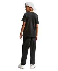 Nike Boys' 8-20 Sportswear Short-Sleeve T-Shirt