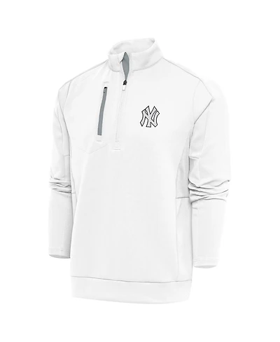 Antigua Men's White New York Yankees Metallic Generation Quarter-Zip Pullover Top