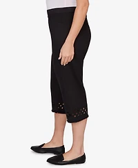 Alfred Dunner Plus Detail Driven Geometric Cut-Out Flat-Front Capri Pants