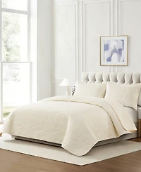 Chelsea Loft Pinsonic Floral Embossed -Pc. Quilt Set