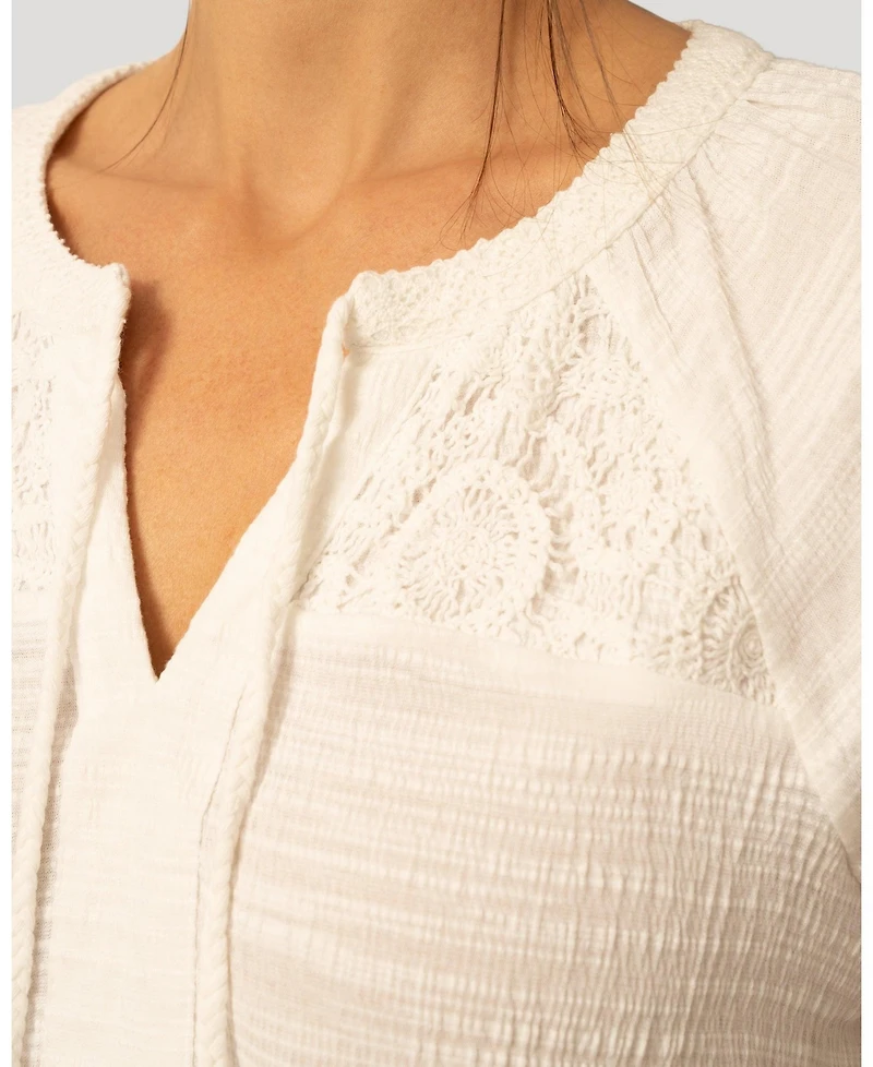 Cable & Gauge Women's Cable and Gauge Crochet Trim Crinkle Peasant Top