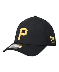 New Era Men's Black Pittsburgh Pirates Dash 39THIRTY Flex Hat