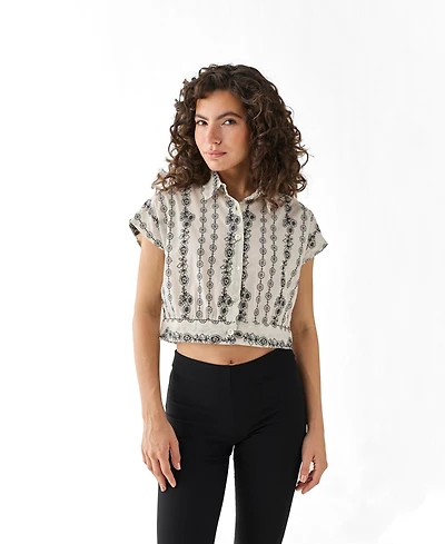 Reistor Women's Floral Embroidered Oversized Cropped Shirt