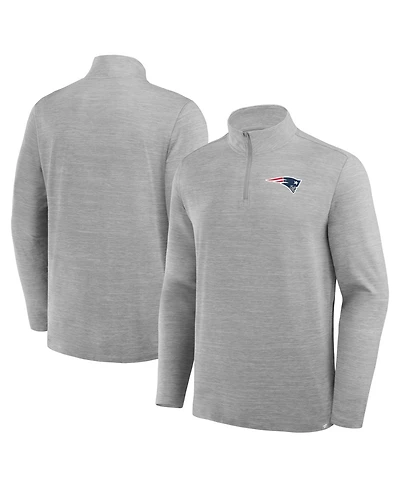 Fanatics Men's Heather Gray New England Patriots Clutch Quarter-Zip Pullover