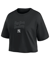 Fanatics Women's New York Yankees Blackout Wave Cropped Top