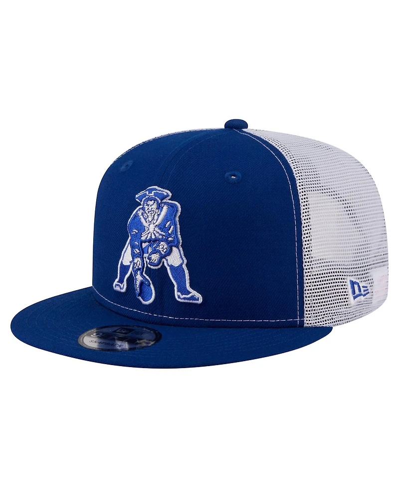 New Era Men's Royal New England Patriots Core Team 9FIFTY Trucker Snapback Hat