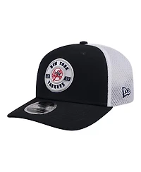 New Era Men's Navy New York Yankees Active 9SEVENTY Adjustable Trucker Hat