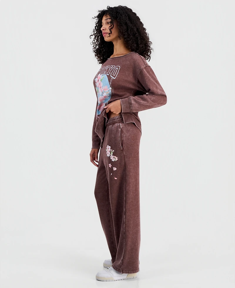 Rebellious One Juniors' Tokyo Flower Fleece Sweatpants