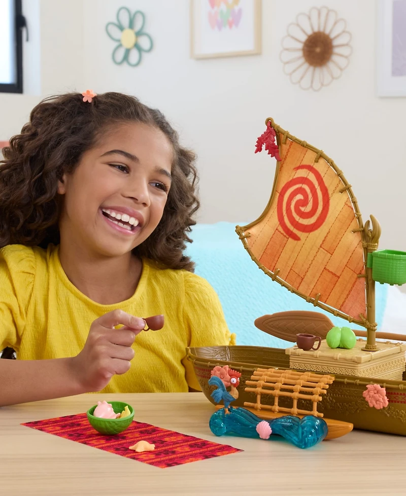 Disney Princess Moana Ocean Voyager Canoe Playset, 38 cm Floating Boat, Fashion Doll Playset, Ages 3+