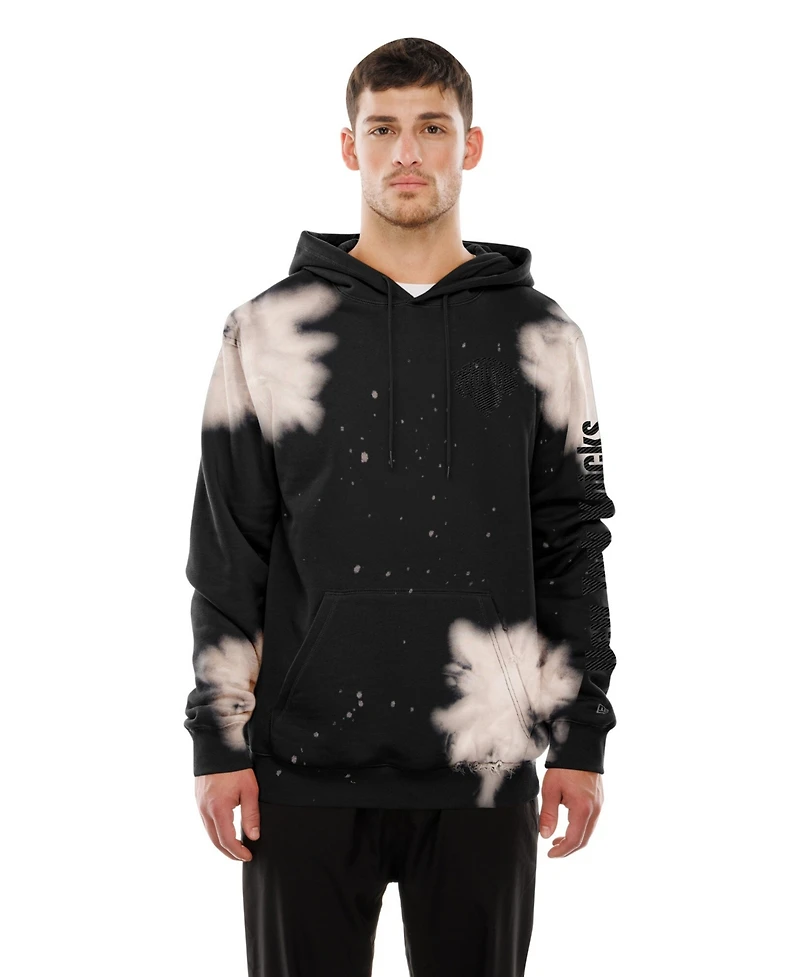 New Era Men's Black York Knicks Injection Bleached Out Raw Edge Hoodie