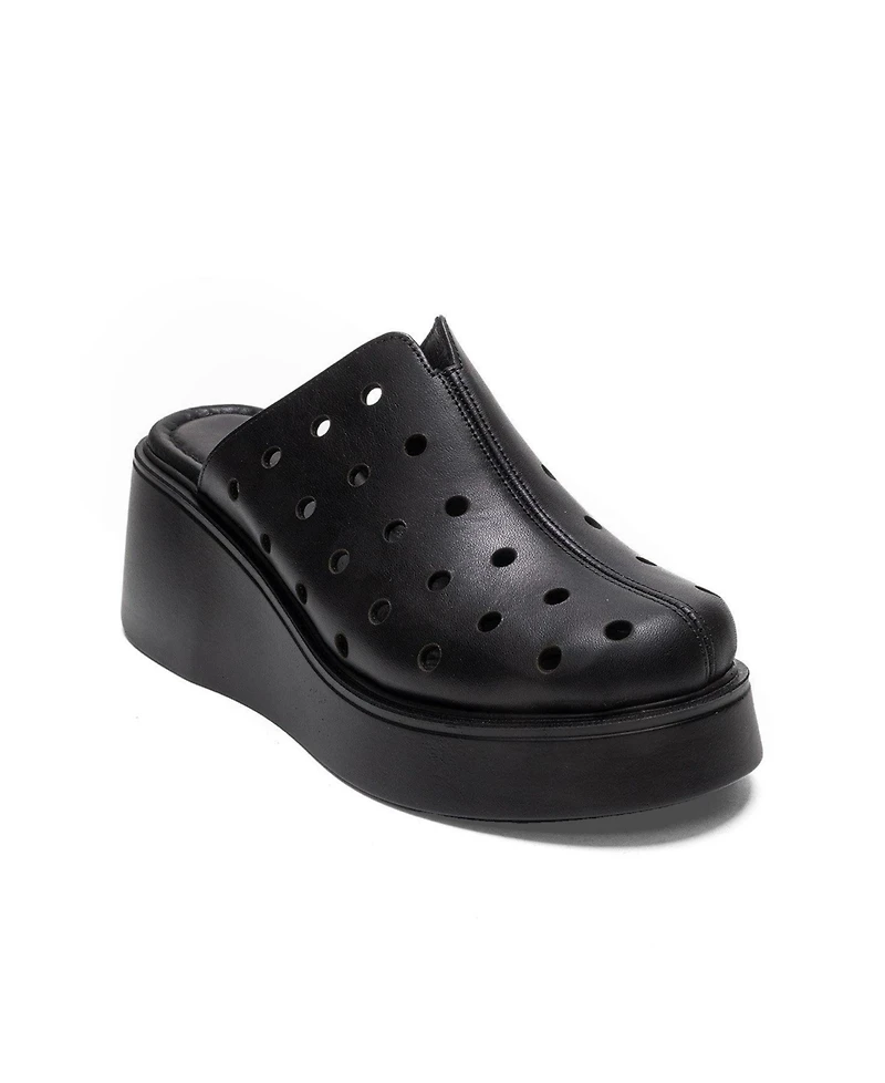 Forever & Always Shoes Women's Nives Leather Wedge Sandal