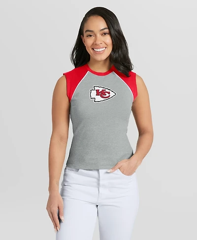 Wear by Erin Andrews Women's Gray Kansas City Chiefs Cropped Raglan Tank Top