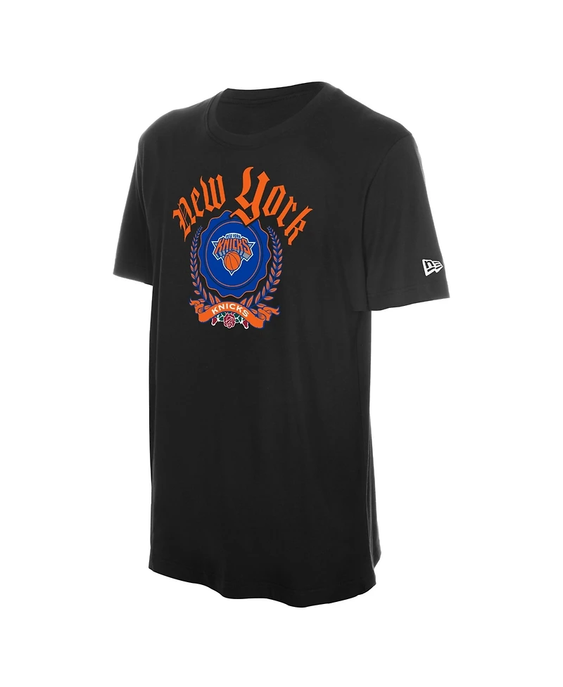 New Era Men's Black York Knicks Gothic Crest T-Shirt