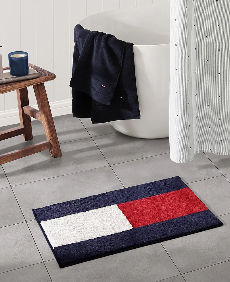 Tommy Hilfiger Hilfiger Flag Yarn Dyed Bath Rug, 20" x 32"