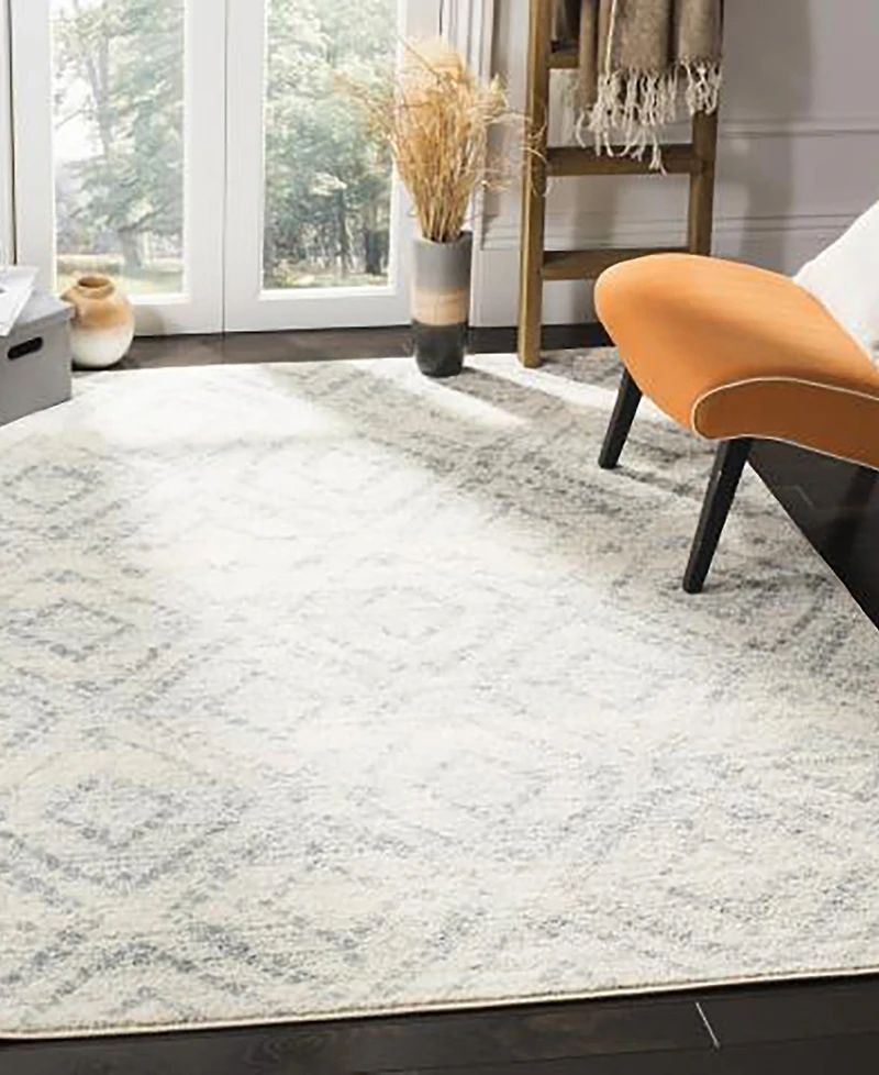Safavieh Adirondack 131 Ivory and Light Blue 5'1" x 7'6" Area Rug