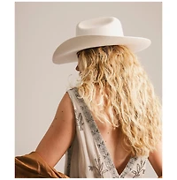 Gigi Pip Womens Stylish Teddy Cattleman Hat for Every Occasion