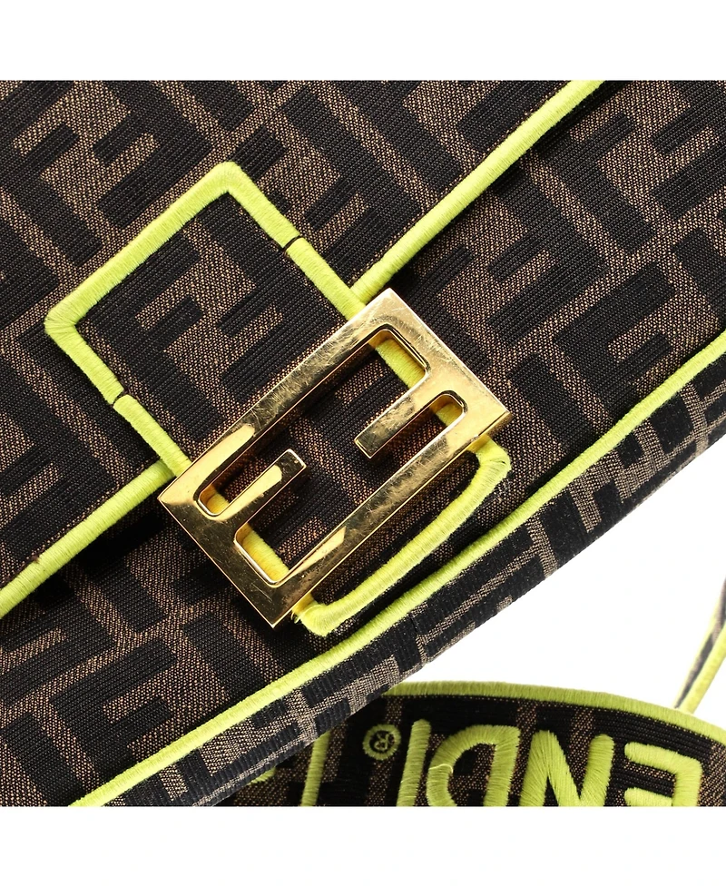 Pre-Owned Fendi Medium Baguette Nm Bag Zucca Canvas