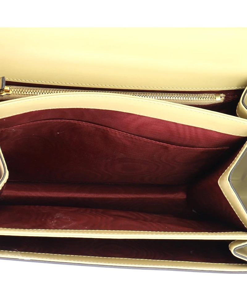 Pre-Owned Gucci Small Zumi Flap Shoulder Bag Leather