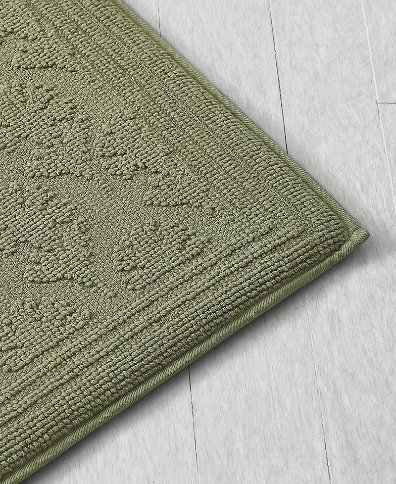 Laura Ashley Beaded Memory Foam Bath Mat, 20" x 32"