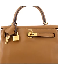Pre-Owned HERMES Kelly 25 Handbag Swift with Gold Hardware