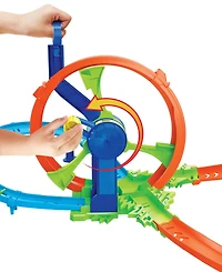 Hot Wheels 1:64 Scale Rapid Launch & Loop Crash & Track Set Playset