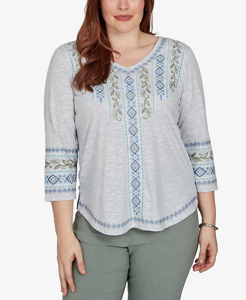 Alfred Dunner Petite Provence Center Diamond Embroidered Top