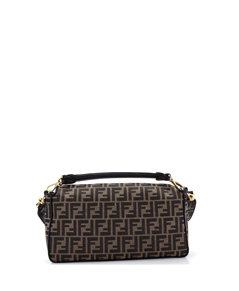 Pre-Owned Fendi Large Baguette Nm Bag Zucca Canvas