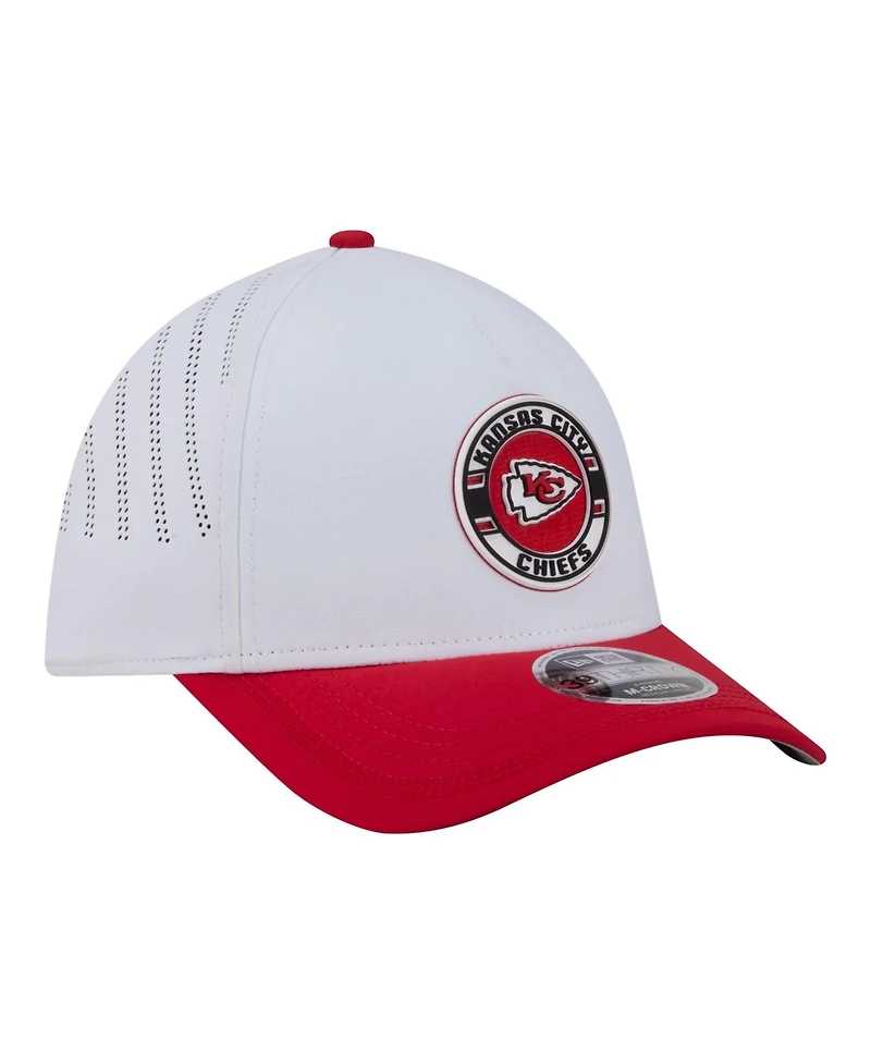 New Era Men's White/Red Kansas City Chiefs Patch 39THIRTY A-Frame M-Crown Perforated Flex Hat