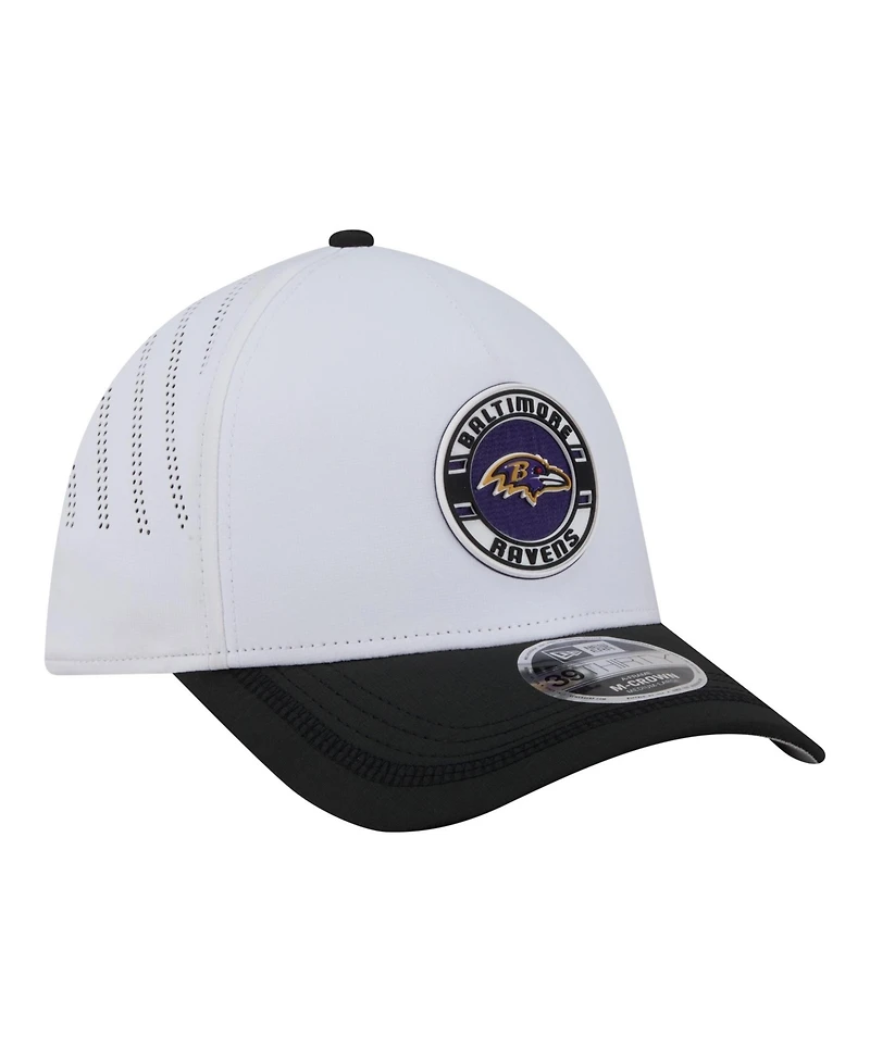 New Era Men's White/Black Baltimore Ravens Patch 39THIRTY A-Frame M-Crown Perforated Flex Hat