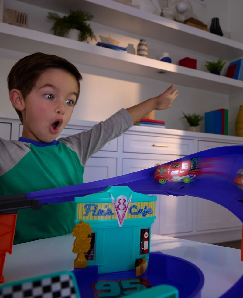Cars Lightning McQueen Light-Up Celebration Raceway 2-Piece Playset, Ages 4+