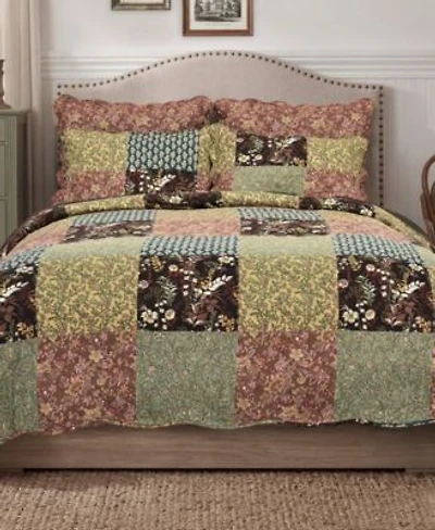 Greenland Home Fashions Hazel Reversible Quilt Sets