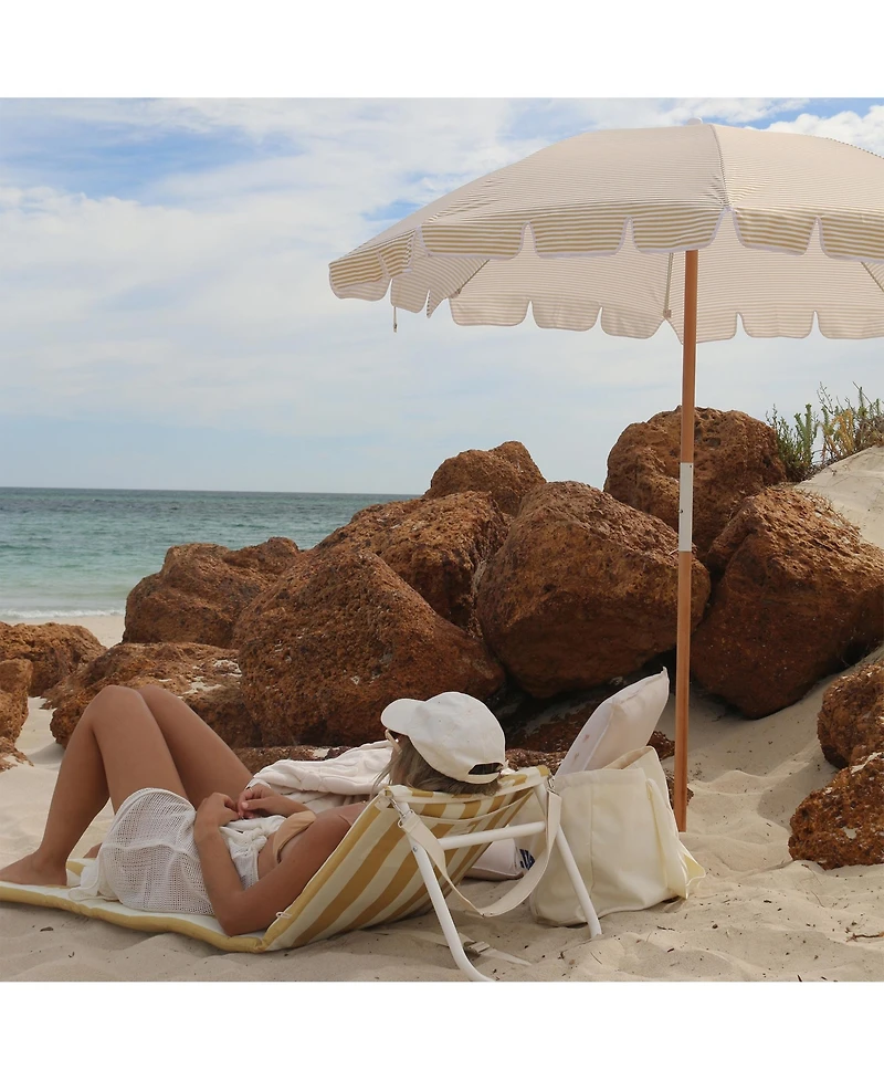 SUNNYLiFE Reclining Beach Chair: Mango Bay
