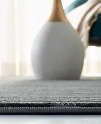 Safavieh 94" x 7" x 7" 8'x10' Area Rug