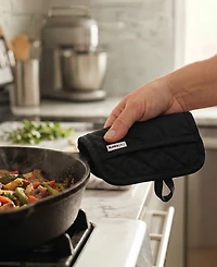Cat Cora Heavyweight Quilted Cotton Pot Holders, Set of 2