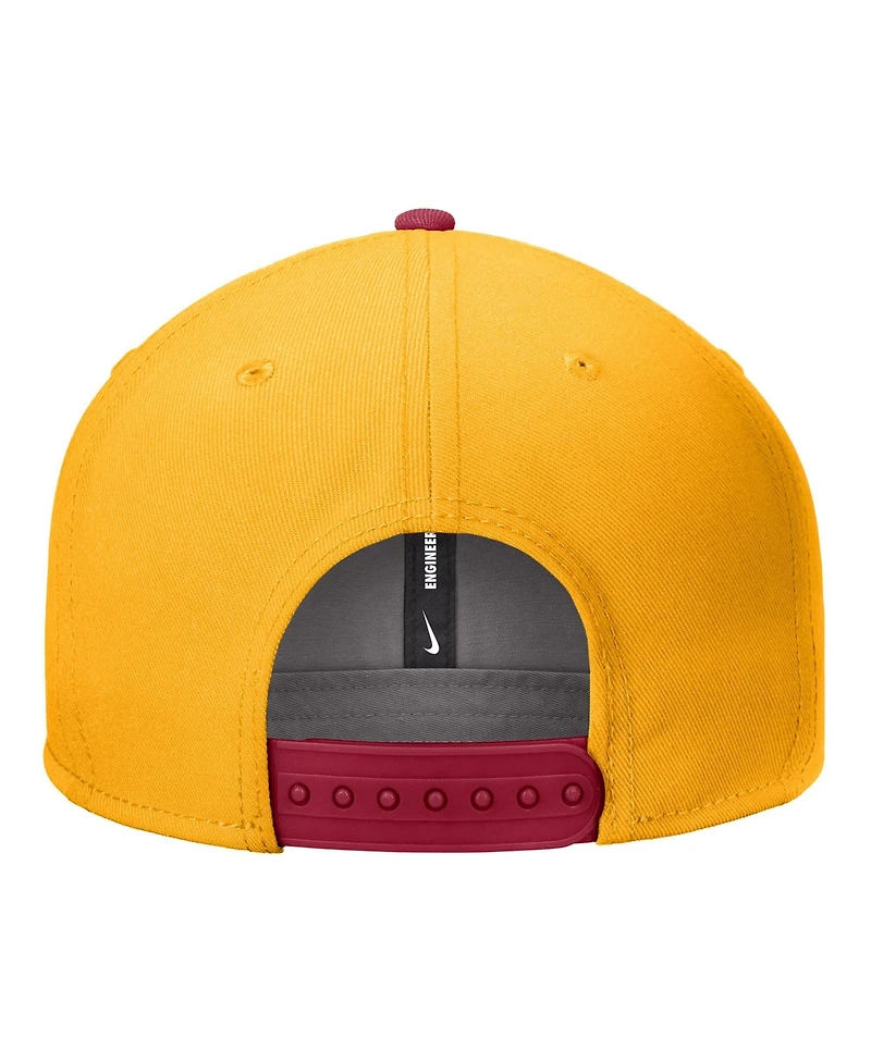Nike Men's Gold Iowa State Cyclones Vintage Script Pro Dri-fit Snapback Hat