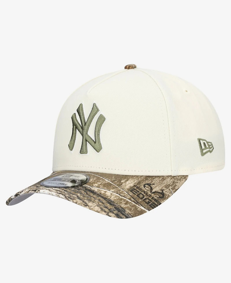 New Era Men's Khaki/Realtree Camo New York Yankees 9FORTY A-Frame Adjustable Hat