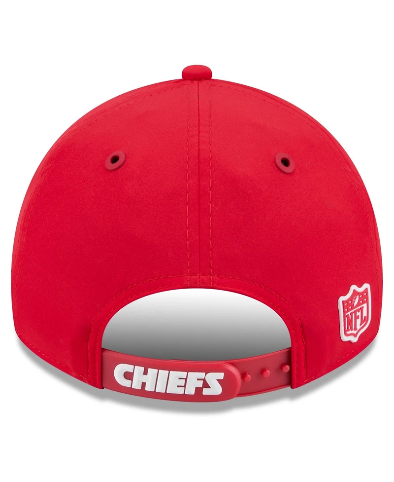 New Era Men's Red Kansas City Chiefs 2026 Sideline Casual Classic Adjustable Hat