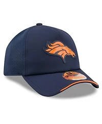 New Era Men's Navy Denver Broncos 2026 Sideline Apex 9FORTY Adjustable Trucker Hat